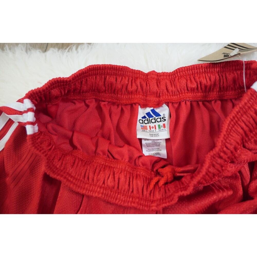 NWT Vintage Y2K 90s ADIDAS Soccer TREVISO Polyester Men's Red Shorts Large - Picture 5 of 11